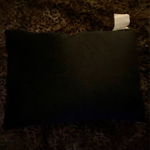 Throw Pillows Set of 3 Animal Print EUC - Picture 13 of 14